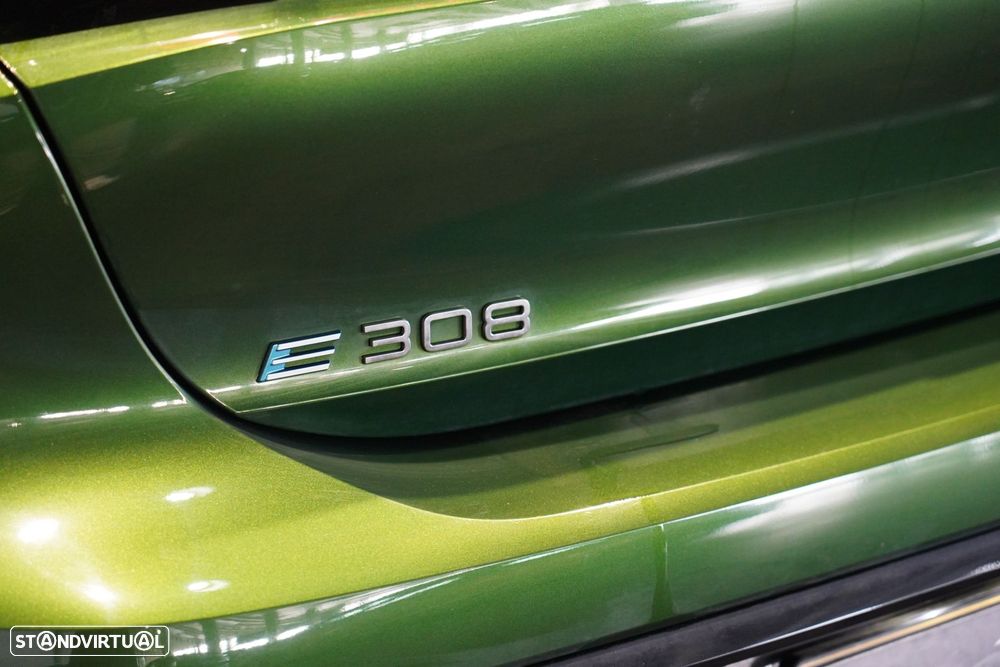 Peugeot e-308 54 kWh Allure - 42