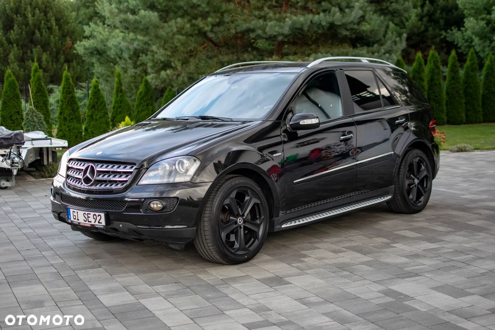 Mercedes-Benz ML - 16
