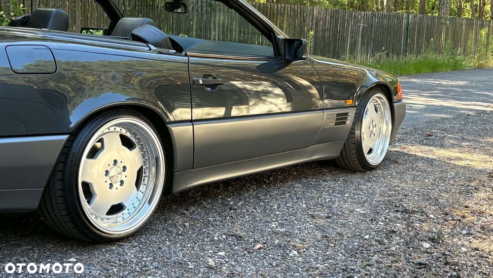 Mercedes-Benz SL - 28