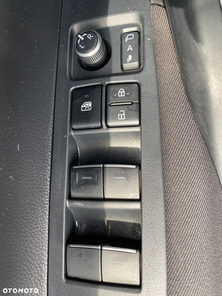 Toyota Corolla 1.5 Comfort - 17