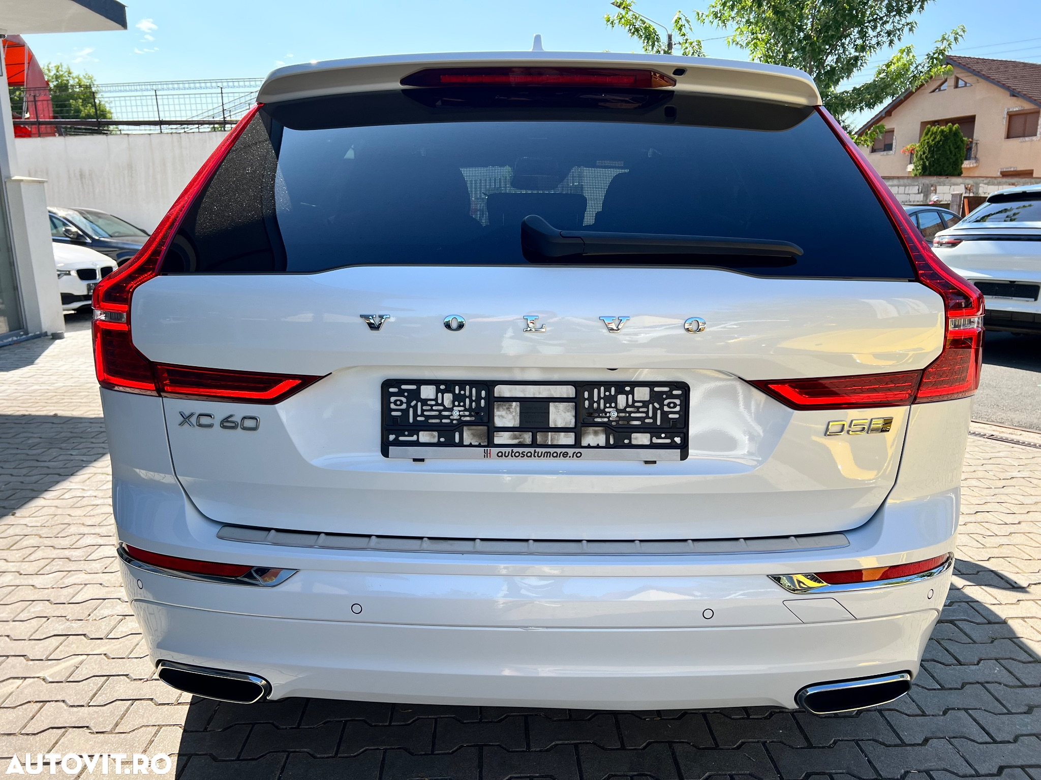 Volvo XC 60 D5 AWD Inscription - 9