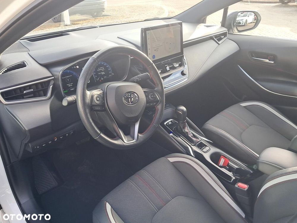 Toyota Corolla 1.8 Hybrid GR Sport Dynamic - 12