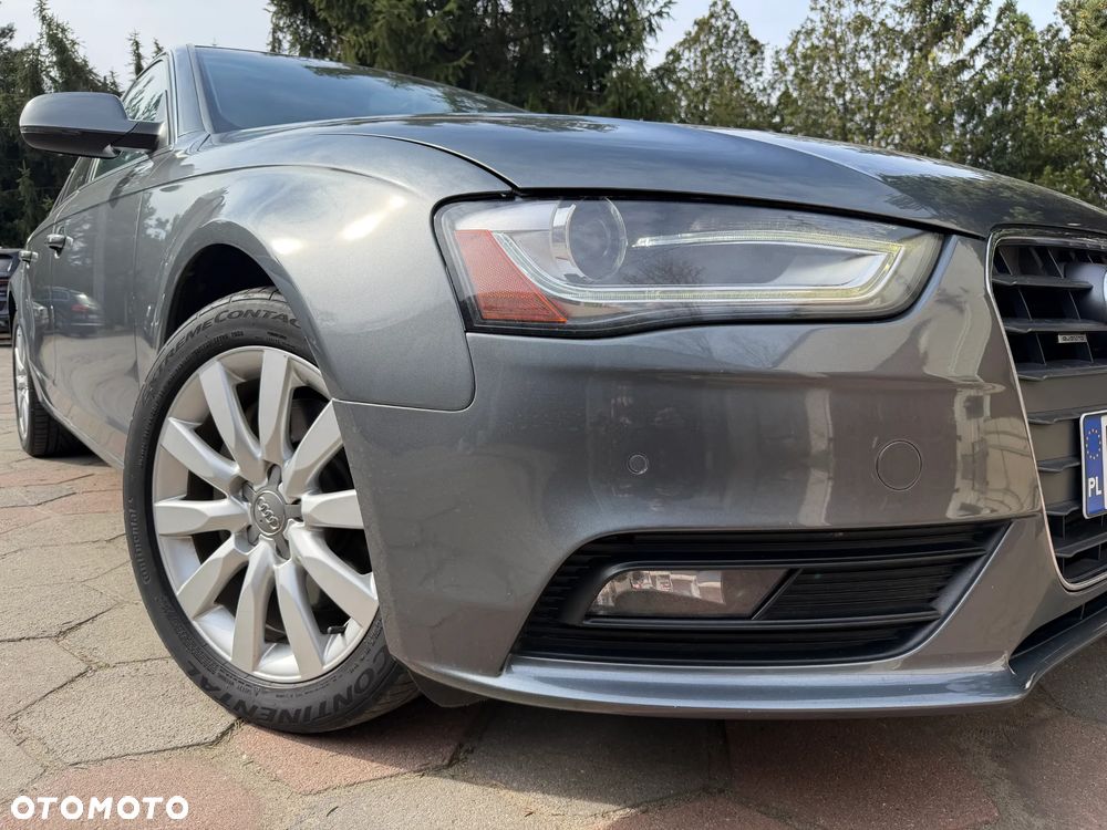 Audi A4 Limousine - 9