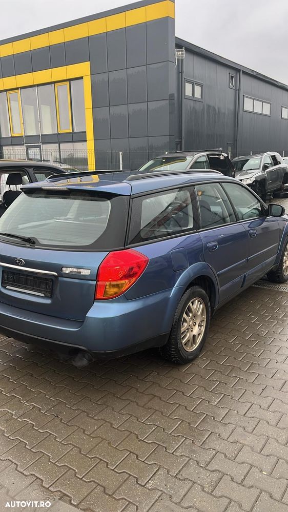 Dezmembram Subaru Legacy 2.5 benzina - 3