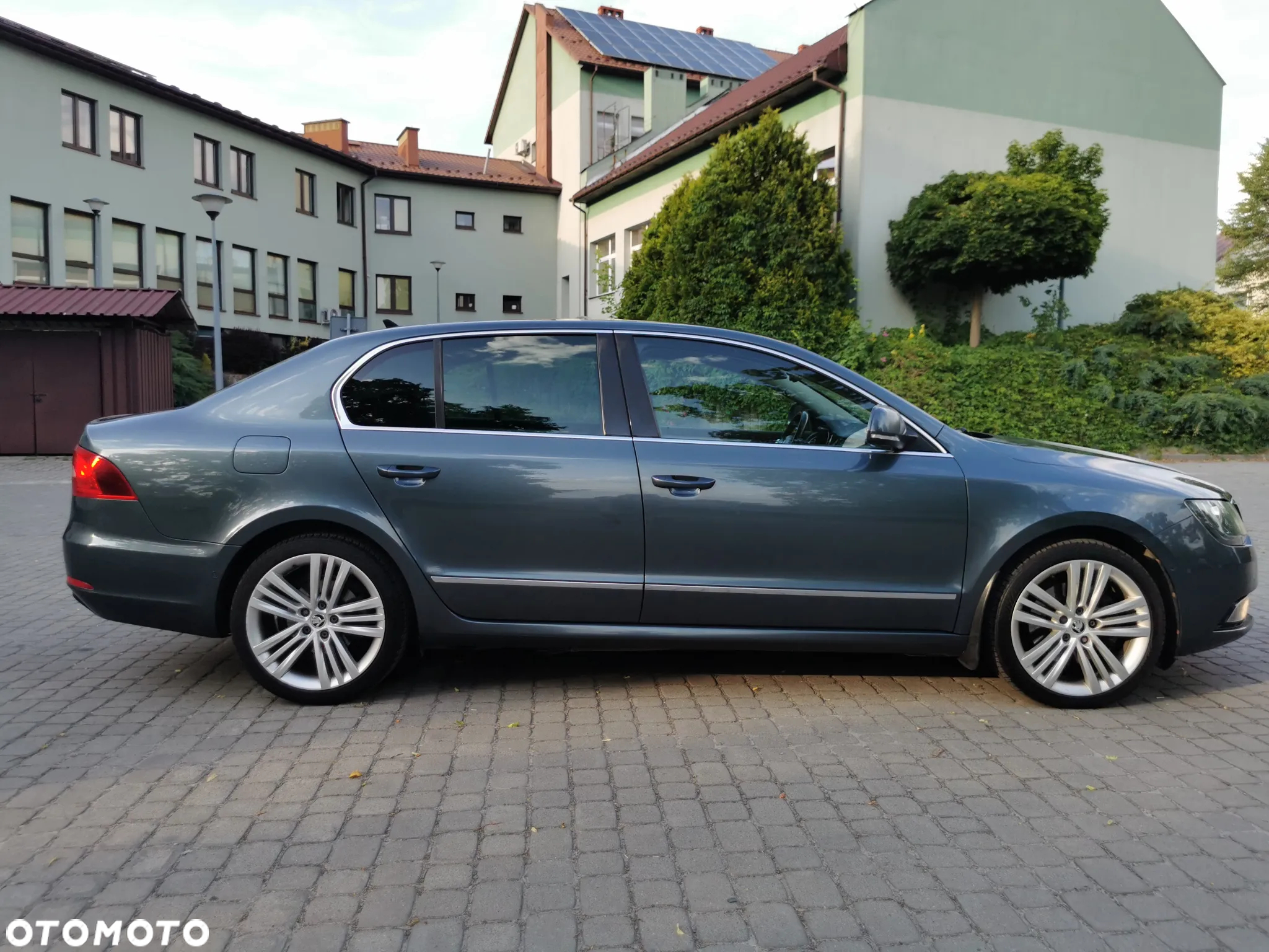 Skoda Superb 2.0 TDI 4x4 Elegance DSG - 11