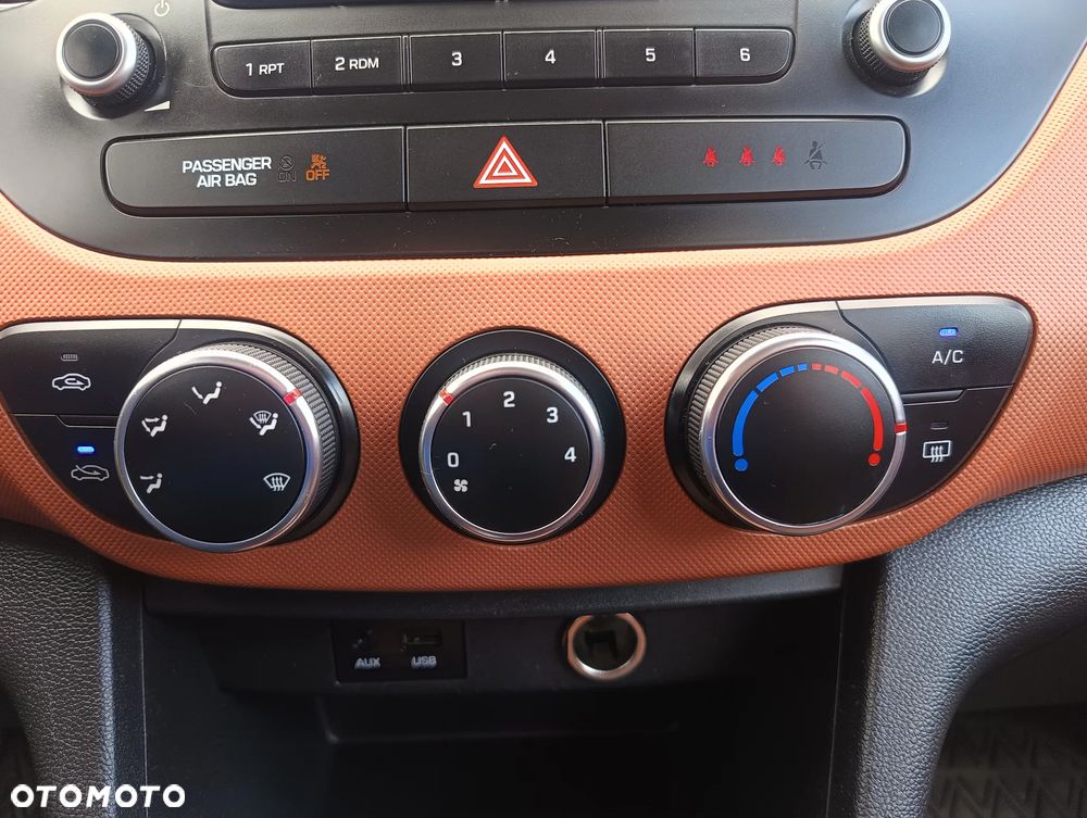 Hyundai i10 1.0 Premium - 21