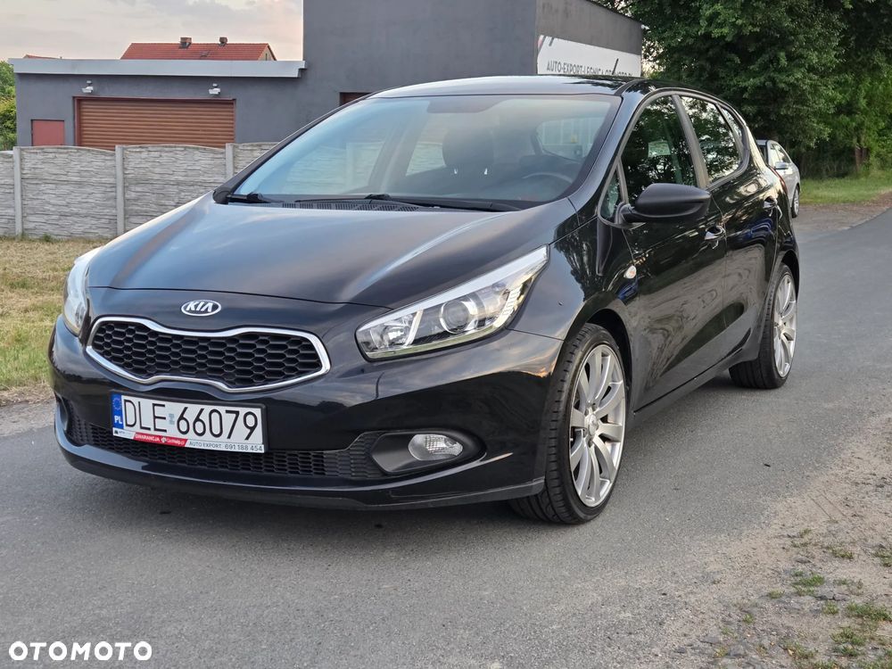 Kia Ceed 1.4 CVVT Attract - 2