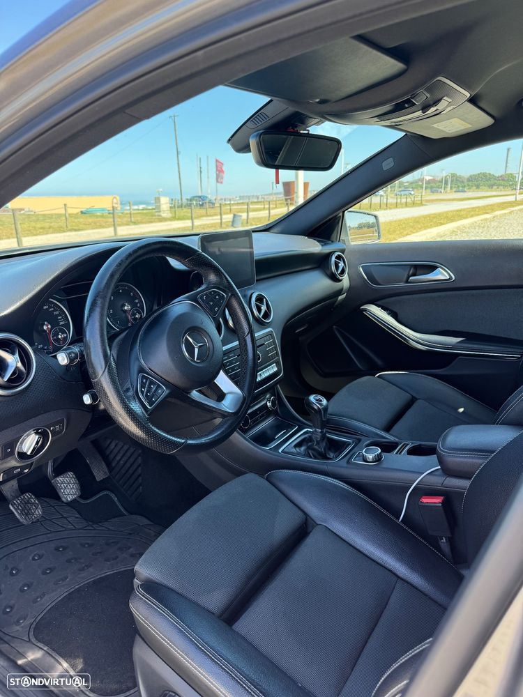 Mercedes-Benz A 180 d - 4