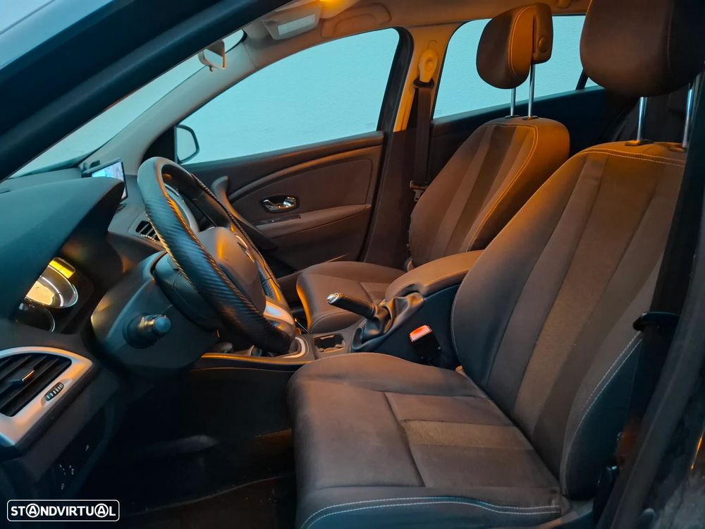 Renault Mégane Sport Tourer 1.5 dCi Dynamique - 10