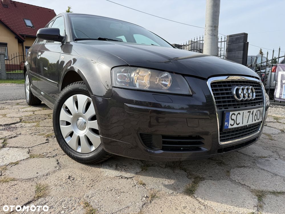 Audi A3 Sportback 1.6 FSI Ambition - 4