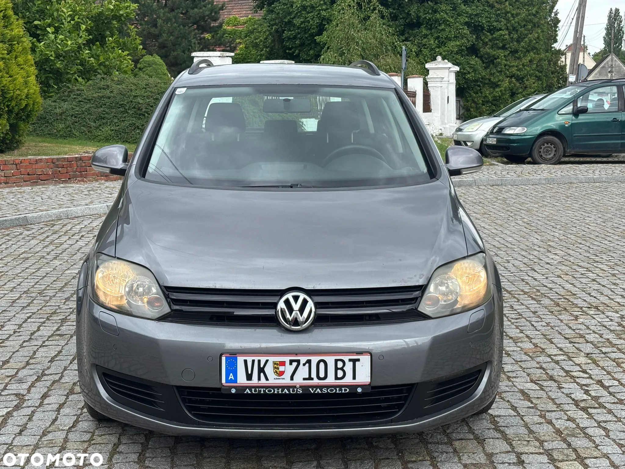 Volkswagen Golf Plus 1.6 TDI Comfortline - 3