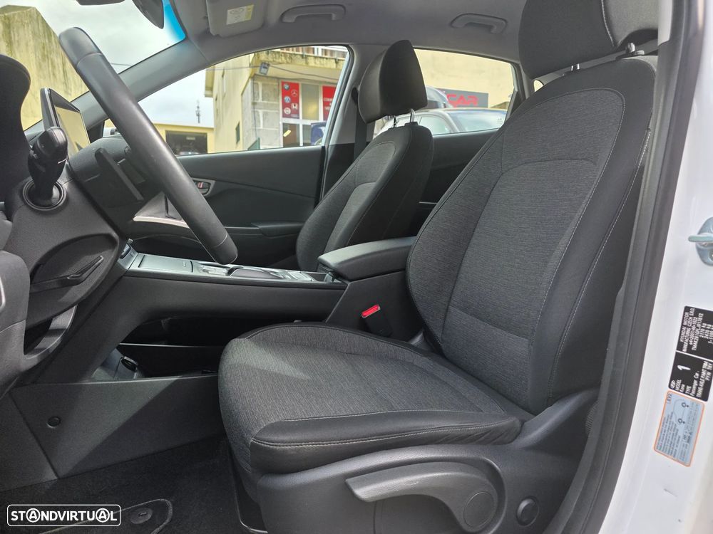 Hyundai Kauai Premium - 10