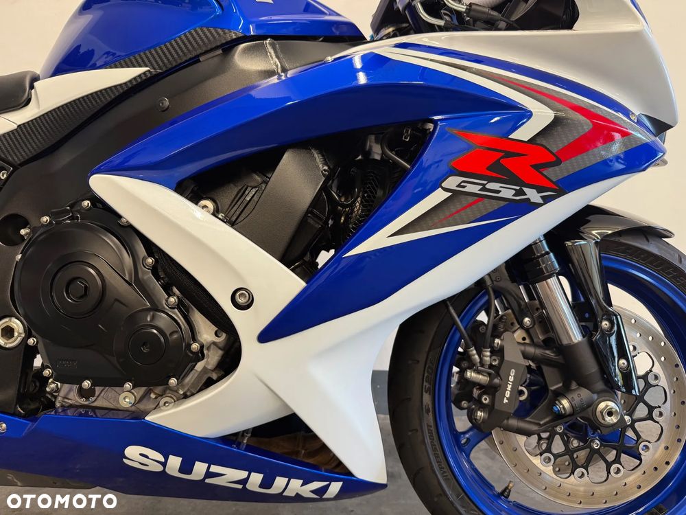 Suzuki GSX-R - 32