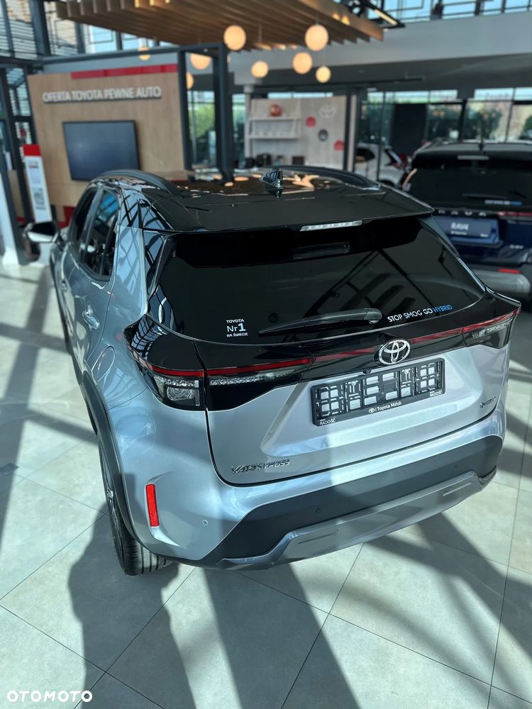Toyota Yaris Cross Hybrid 1.5 Executive - 4