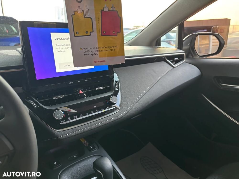 Toyota Corolla 1.8 HSD Dynamic - 12