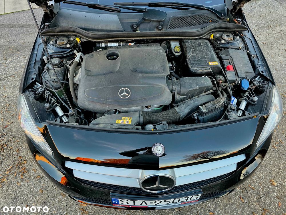 Mercedes-Benz Klasa A 180 (BlueEFFICIENCY) - 4