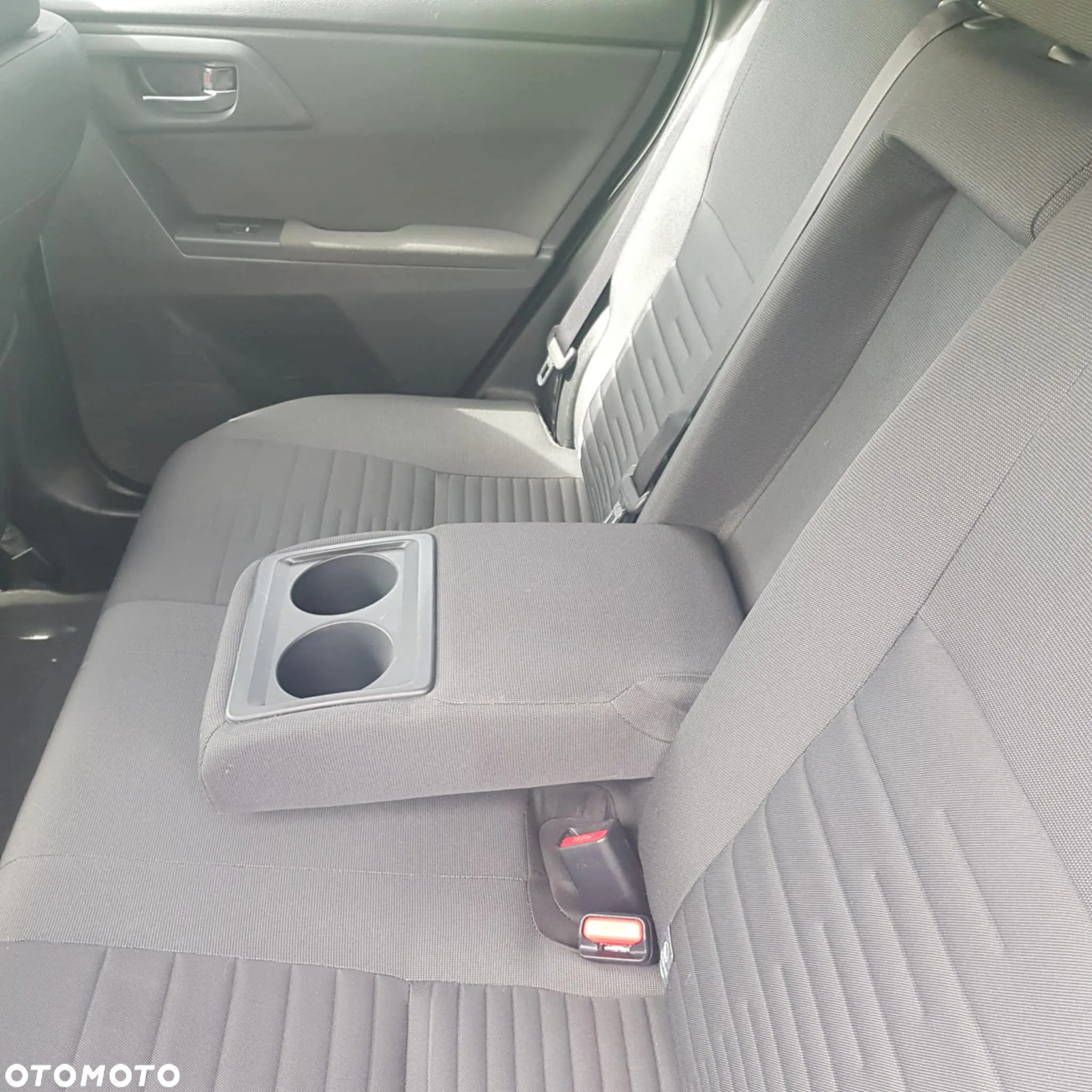 Toyota Auris - 10