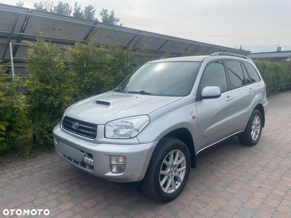 Toyota RAV4 D-4D 4x4 - 3