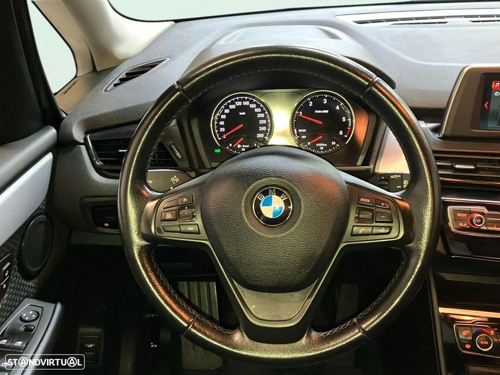 BMW 216 Active Tourer - 11