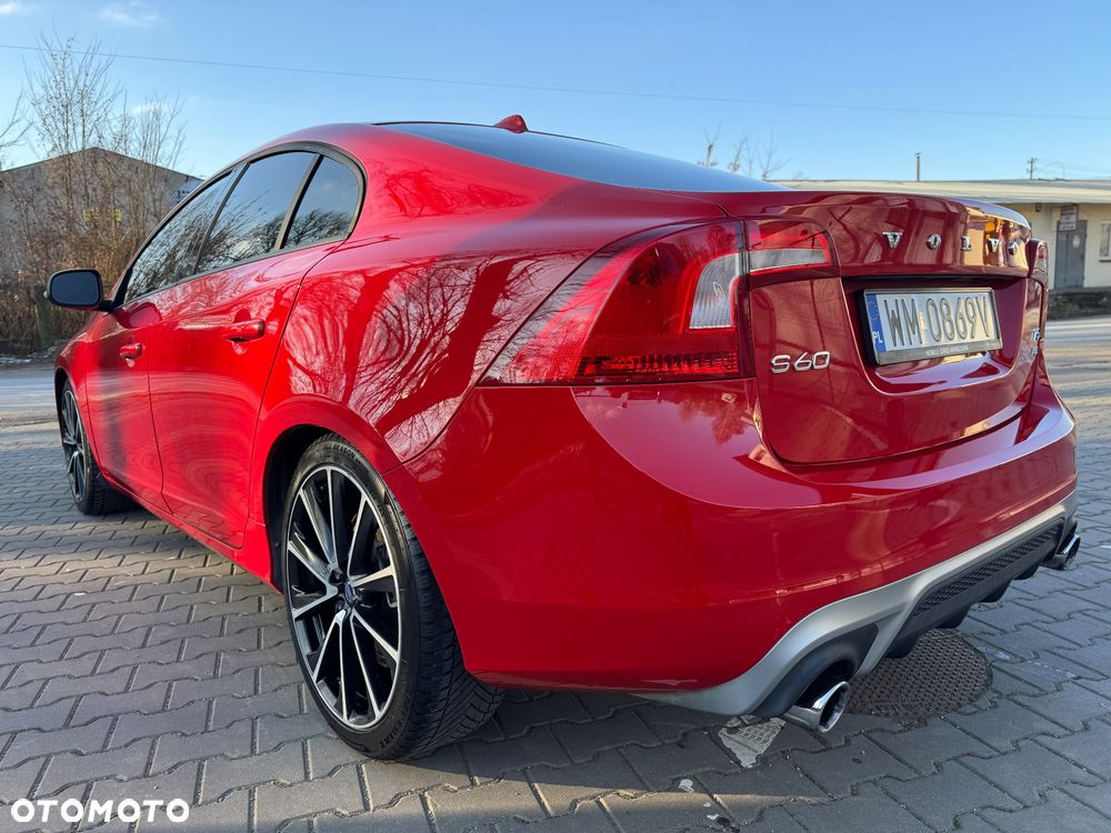 Volvo S60 T5 AWD Geartronic Summum - 6