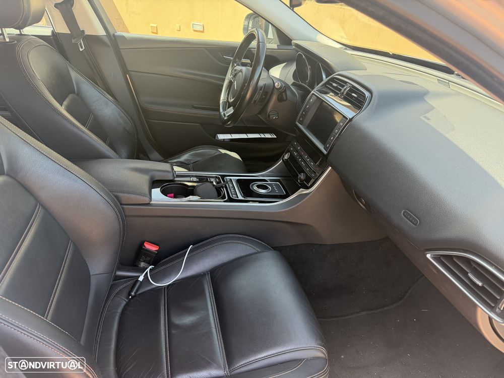 Jaguar XE E-Performance Aut. Prestige - 7