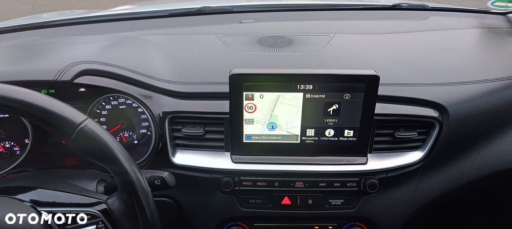 Kia Ceed 1.6 CRDi SCR M - 19