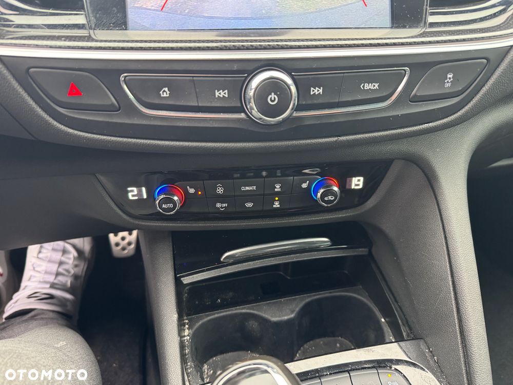 Opel Insignia CT 2.0 CDTI S&S - 17