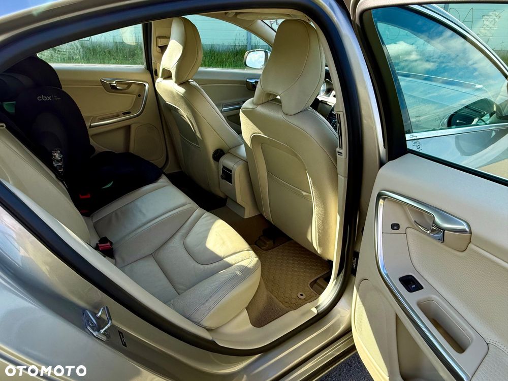 Volvo S60 - 7