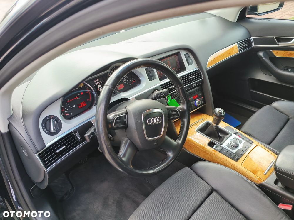 Audi A6 Avant 2.0 TDI - 10