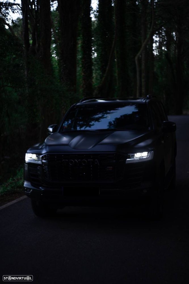 Toyota Land Cruiser LC300 GR Sport - 7