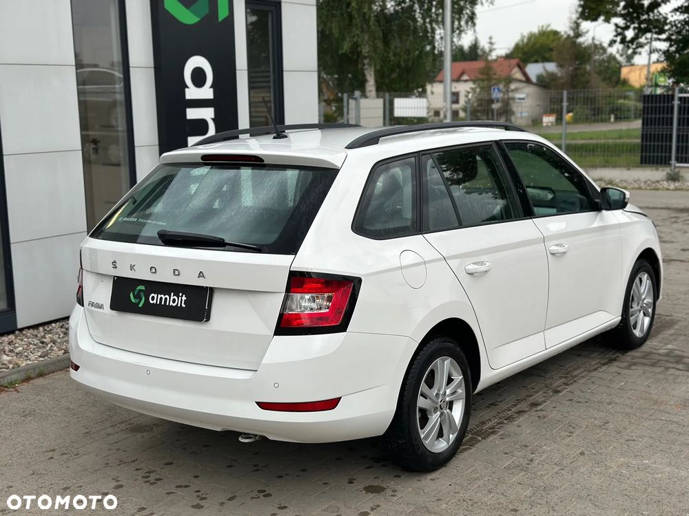 Skoda Fabia - 6