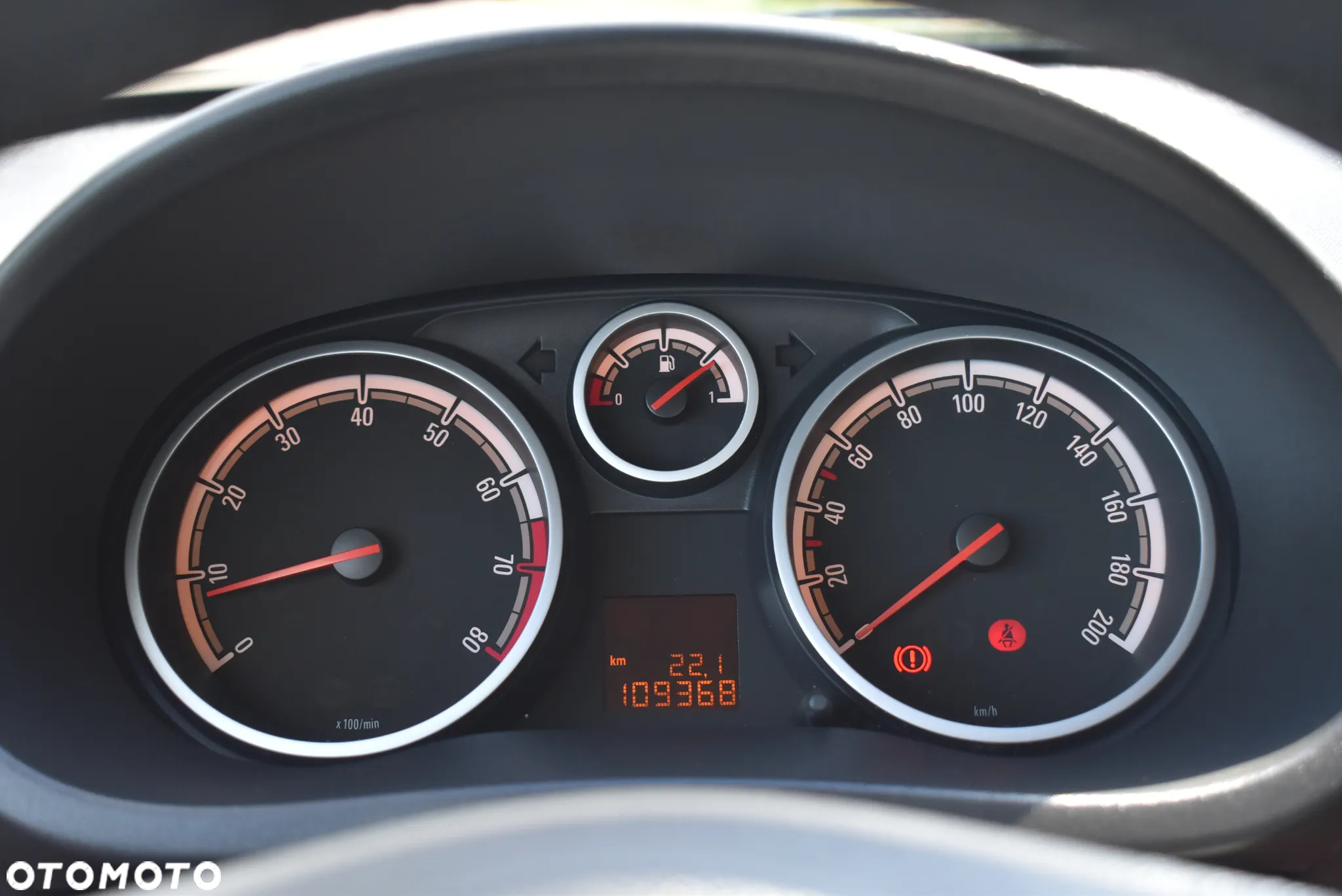 Opel Corsa 1.4 16V Sport - 22