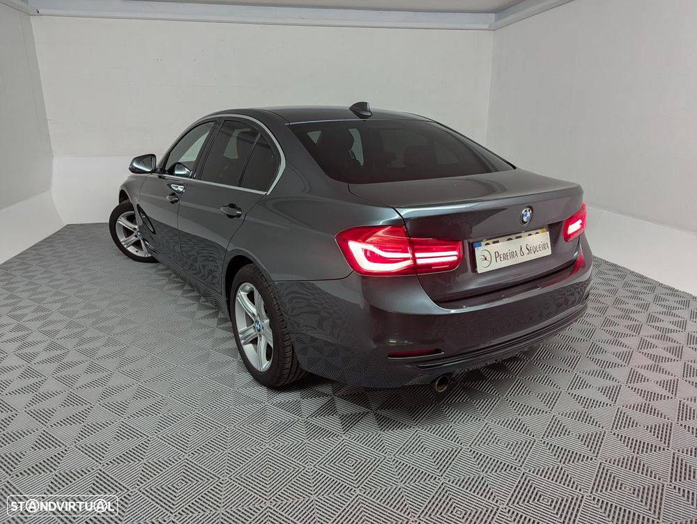 BMW 318 d Line Sport - 5