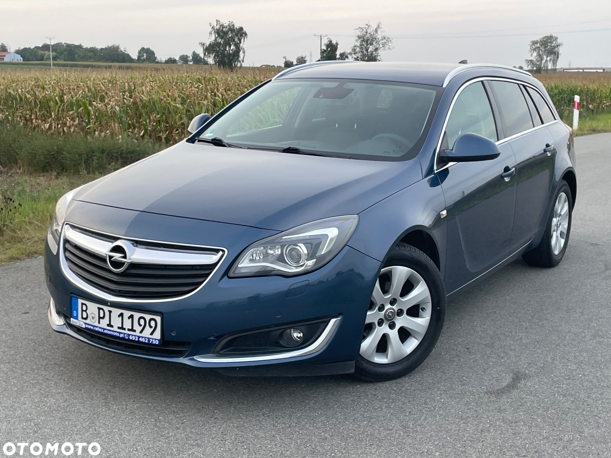 Opel Insignia 1.4 Turbo Sports Tourer ecoFLEXStart/Stop Business Innovation - 4