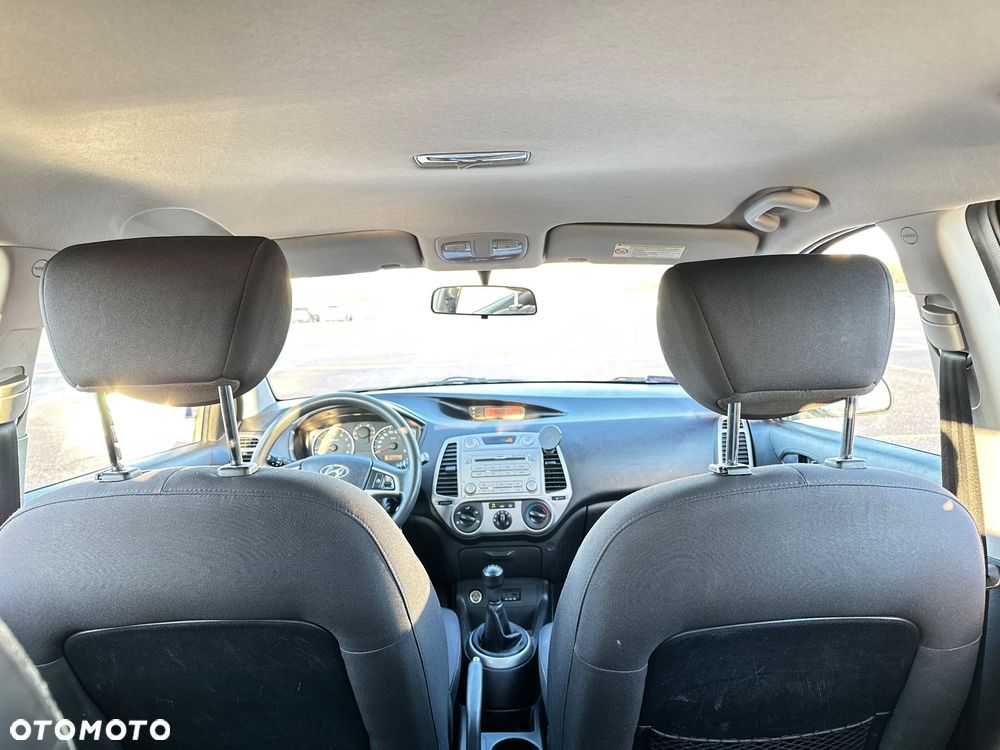 Hyundai i20 1.2 Classic + - 9