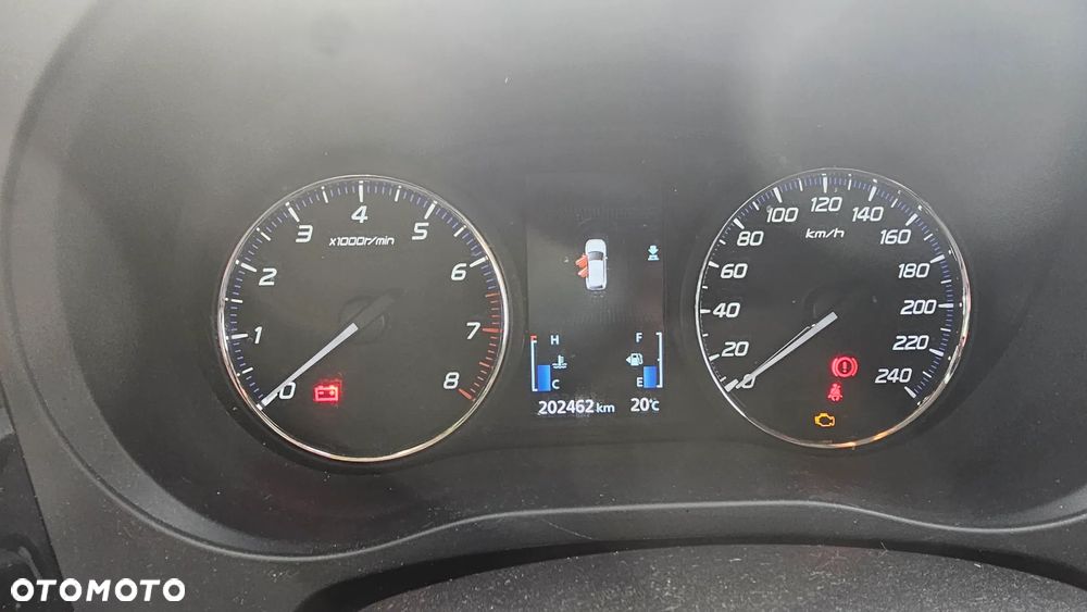 Mitsubishi Outlander - 18
