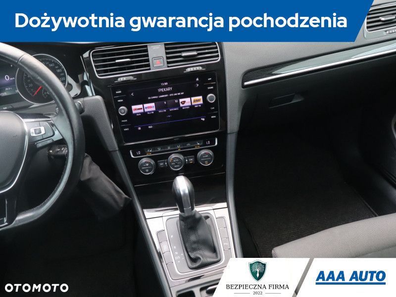 Volkswagen Golf Variant - 10