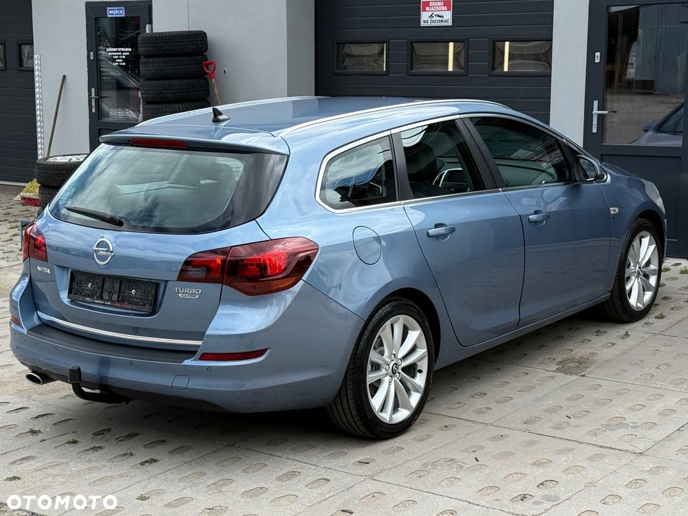 Opel Astra 1.4 Turbo Design Edition - 17