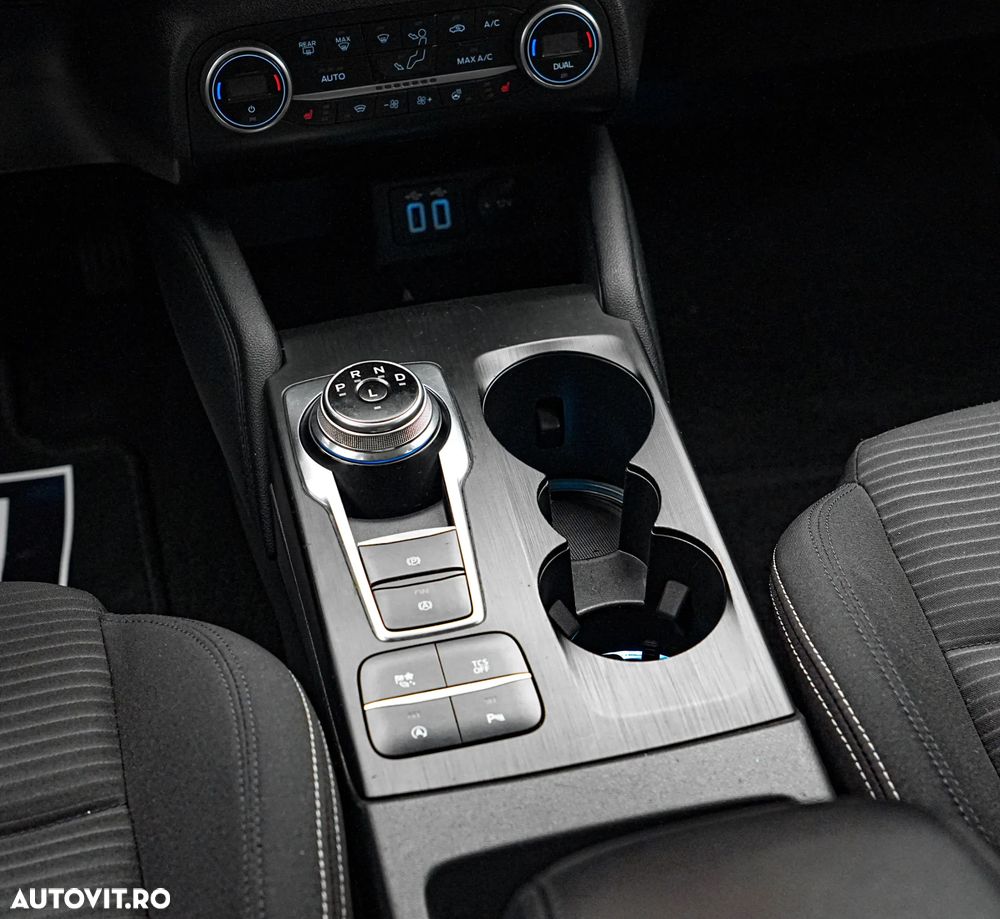 Ford Focus 2.0 EcoBlue Titanium Business - 19
