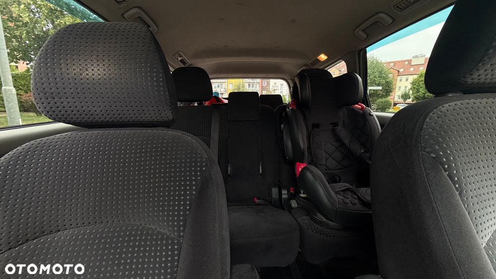 Mitsubishi Grandis 2.0 DID Instyle - 6