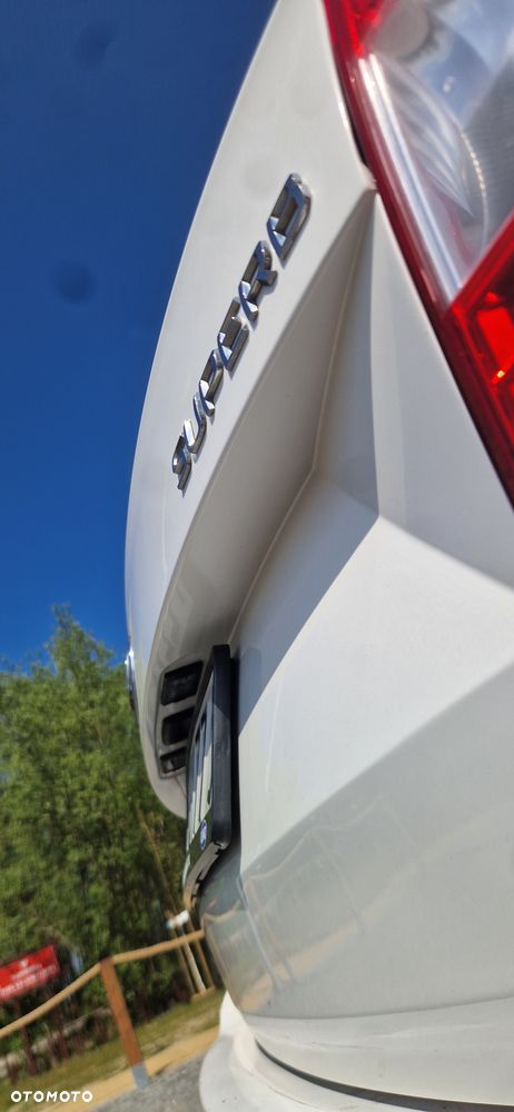 Skoda Superb 2.0 TDI Comfort DSG - 2