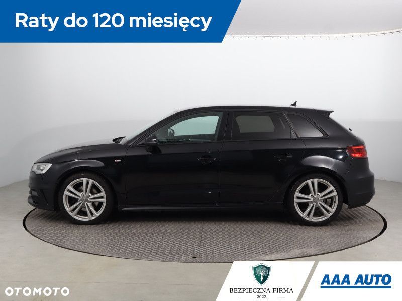 Audi A3 Sportback - 3
