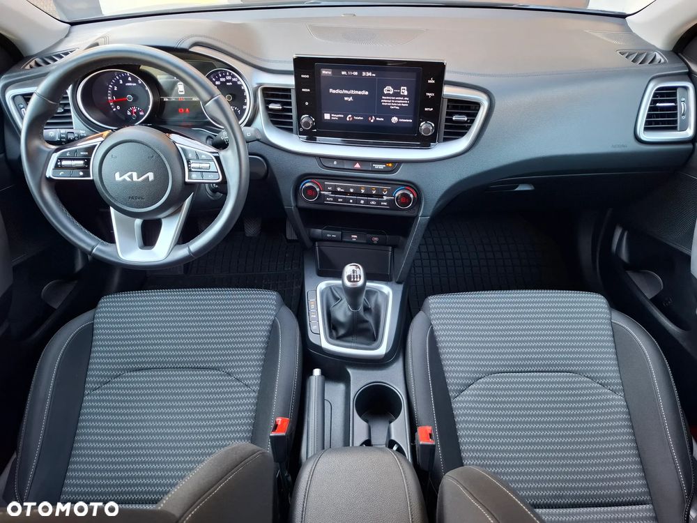 Kia Ceed 1.5 T-GDI M - 19