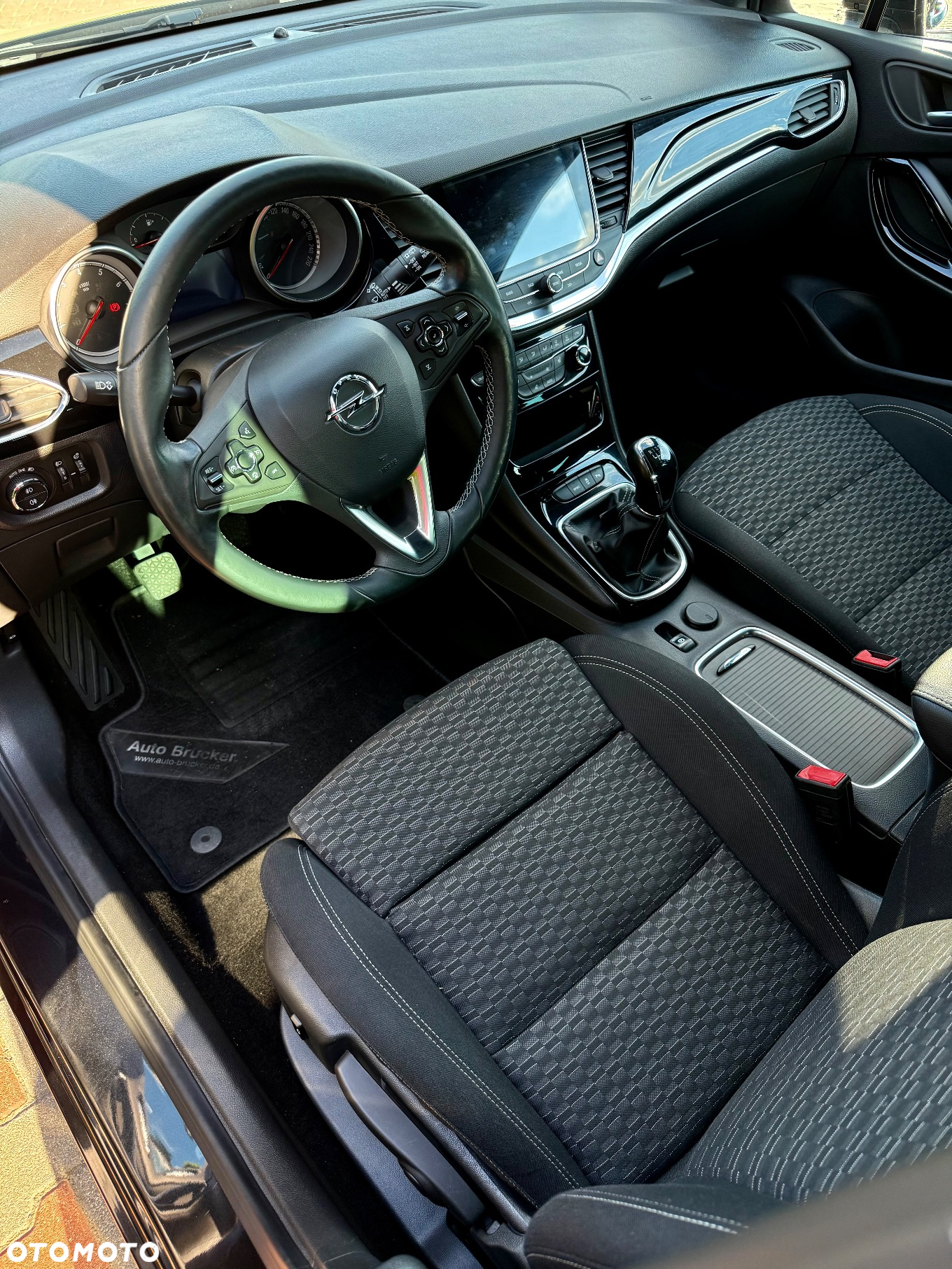 Opel Astra V 1.4 T Dynamic - 26