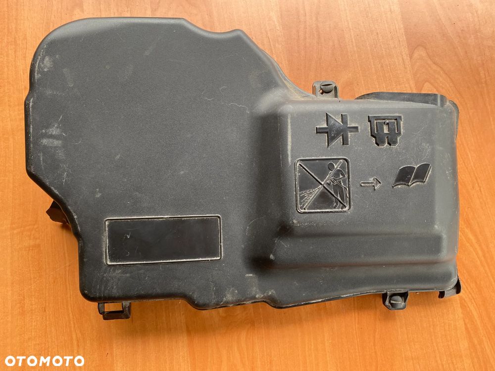 OBUDOWA OSŁONA BEZPIECZNIKÓW PEUGEOT 508 9687925880 - 1