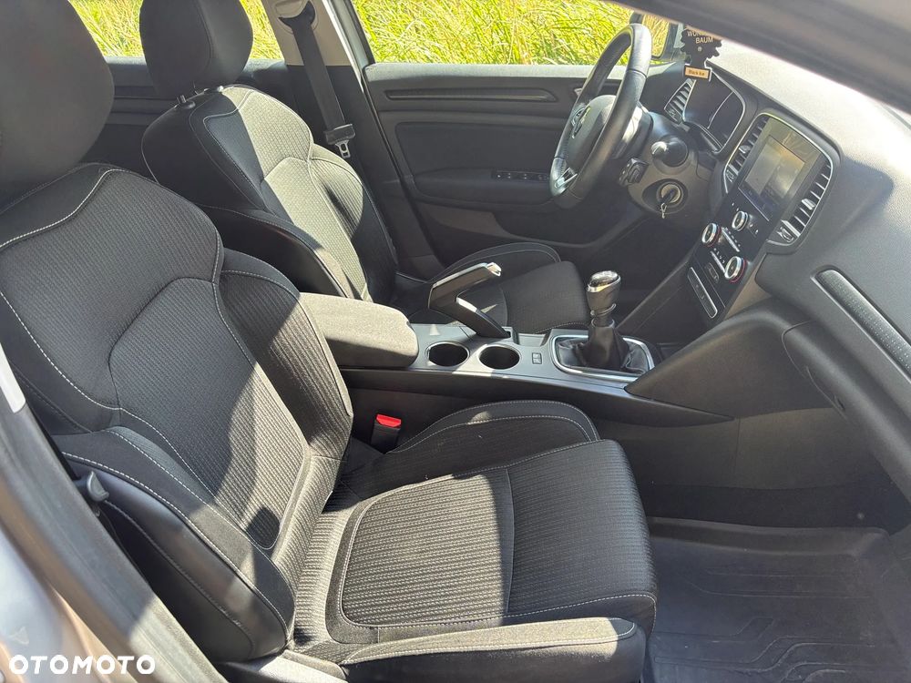 Renault Megane 1.5 dCi Life - 9