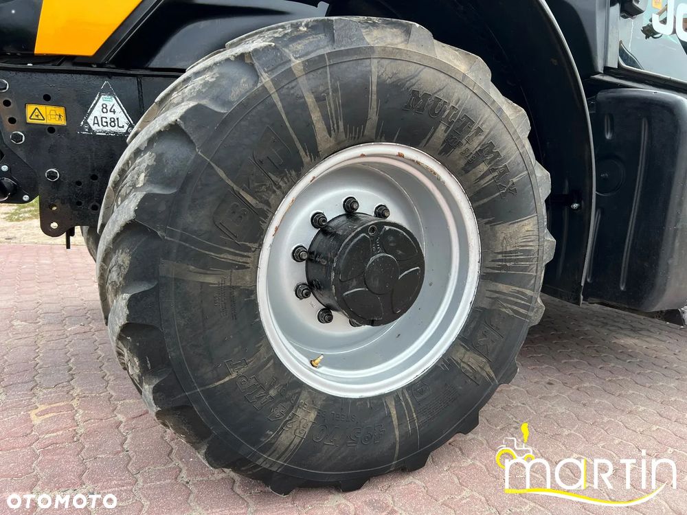 JCB Fastrac 3200 Sisu Xtra - 18