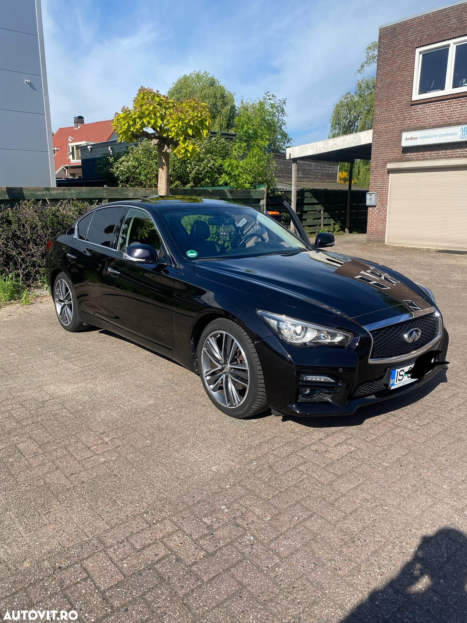Infiniti Q50 - 4