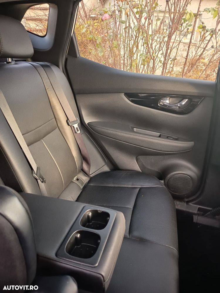 Nissan Qashqai 1.6 DCI Xtronic TEKNA+ - 12