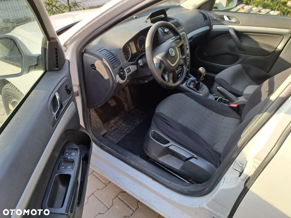 Skoda Octavia 1.6 TDI Active - 4